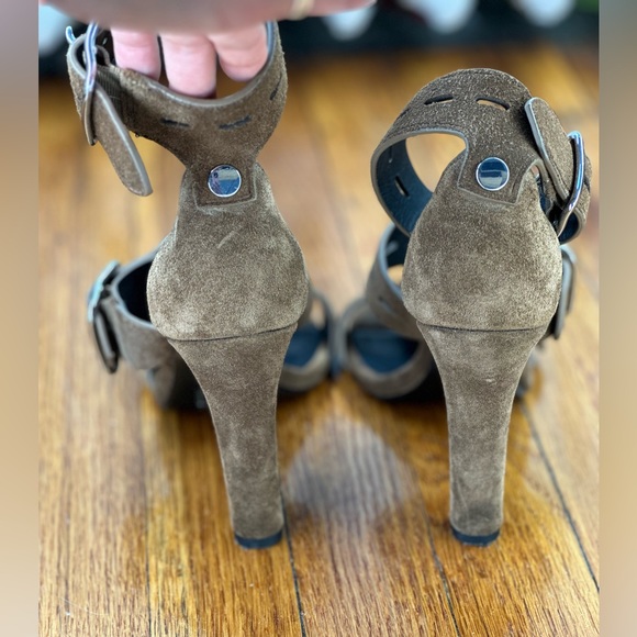 Alexander Wang Suede Sandals size 37 1/2 or US 7 1/2 in beautiful condition - Picture 5 of 9